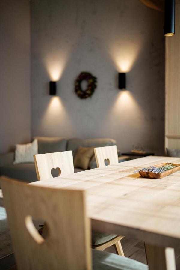 Apartment Lebe`oetz - Ferienapartmenthaus Im Zentrum Von Oetz